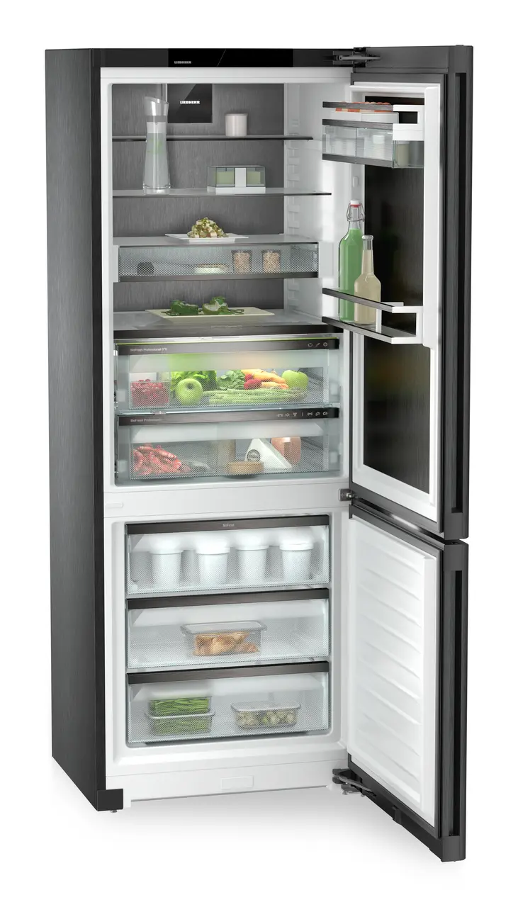 CBNbsc 778i peak BioFresh NoFrost Fridge-freezer with BioFresh